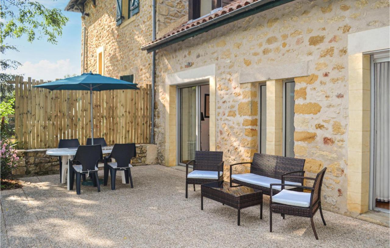 2 Bedroom Nice Home In Vitrac Vitrac  Esterno foto