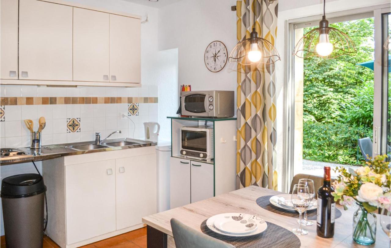 2 Bedroom Nice Home In Vitrac Vitrac  Esterno foto